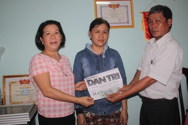 Bạn đọc giúp cô gái bị suy thận mãn hơn 21 triệu đồng