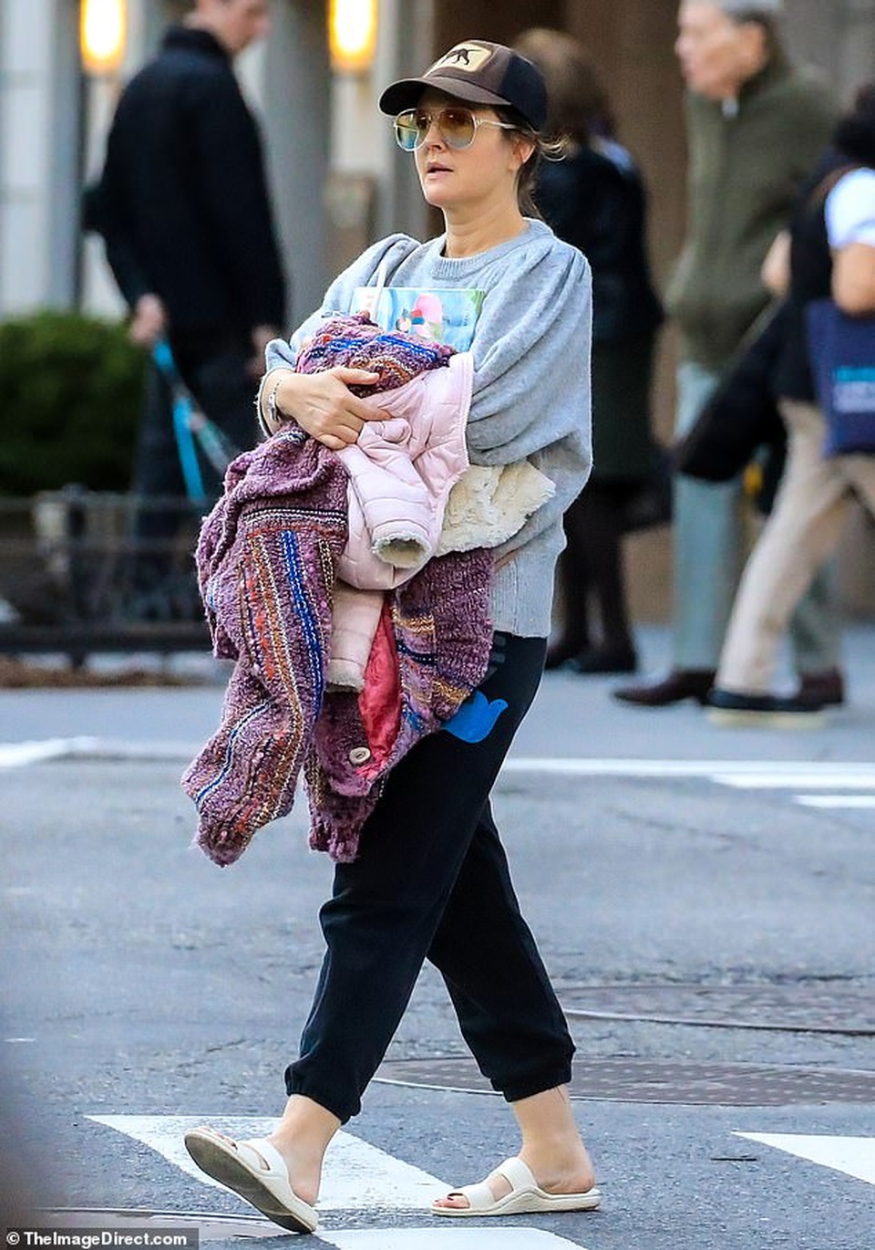 Drew Barrymore đi chơi cùng chồng cũ - 6 Drew Barrymore đi chơi cùng chồng cũ - 6