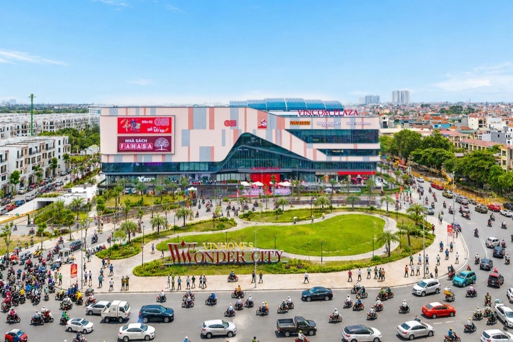 Mỗi ngày, chủ chuỗi trung tâm thương mại Vincom báo lãi hơn 16 tỷ đồng - 1 Mỗi ngày, chủ chuỗi trung tâm thương mại Vincom báo lãi hơn 16 tỷ đồng - 1