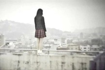 Từ vụ nữ sinh lớp 9 tử vong từ tầng 26 ở Hà Nội: Chuyên gia tâm lý nói gì?