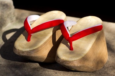 5 đôi dép truyền thống nổi tiếng của người Nhật