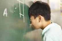 Áp lực từ chiếc "vòng kim cô" con ngoan, trò giỏi đè nặng tâm lý trẻ