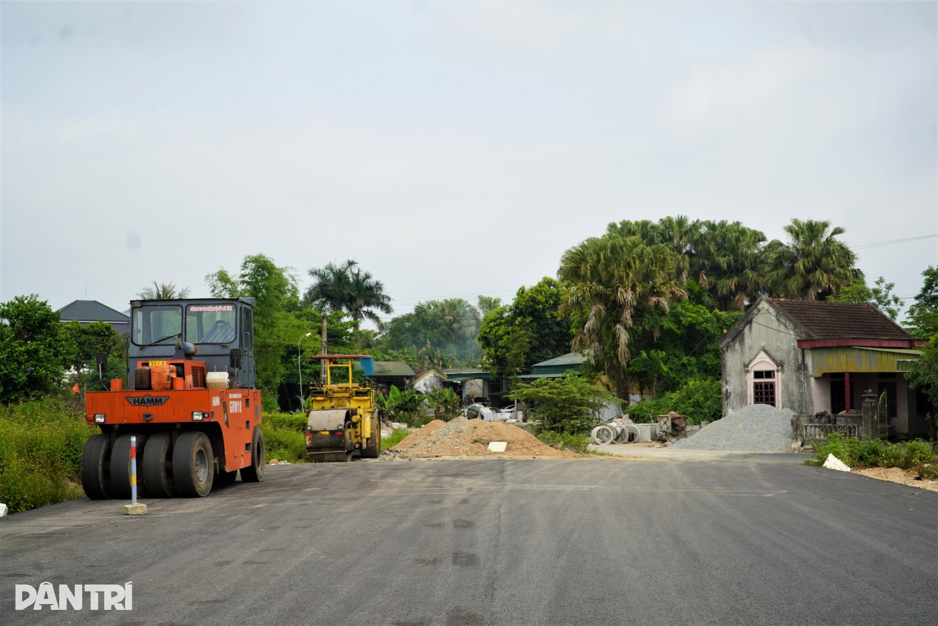 Hơn 1km đường ở Hà Tĩnh, làm gần mười năm chưa xong - 3