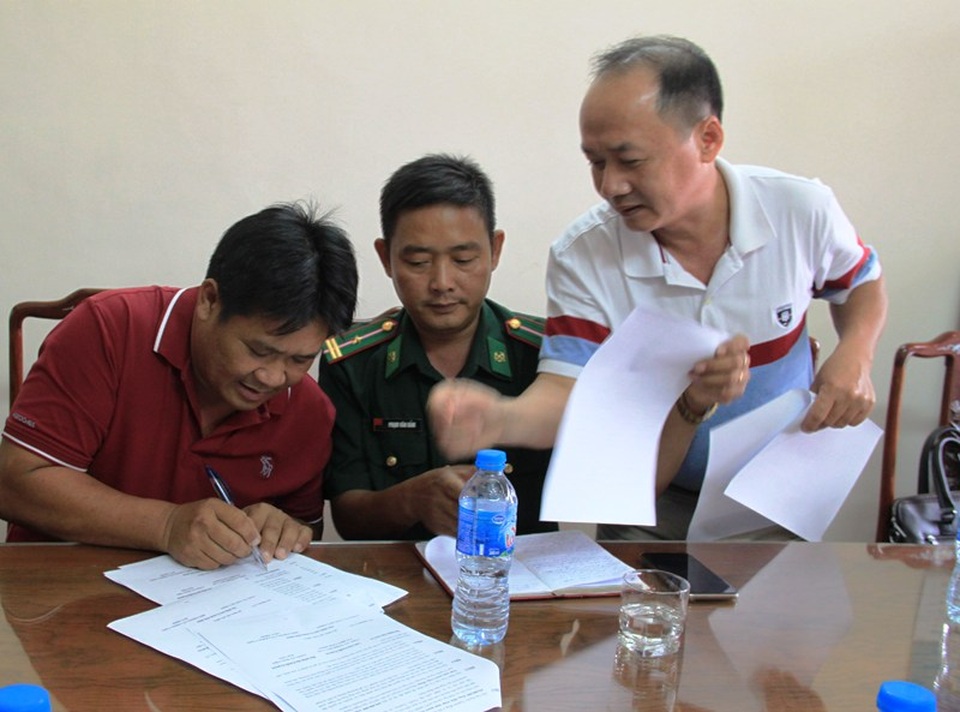 Vụ tàu cá bị đâm chìm: Tàu hàng đền bù 450 triệu đồng - 1 Vụ tàu cá bị đâm chìm: Tàu hàng đền bù 450 triệu đồng - 1