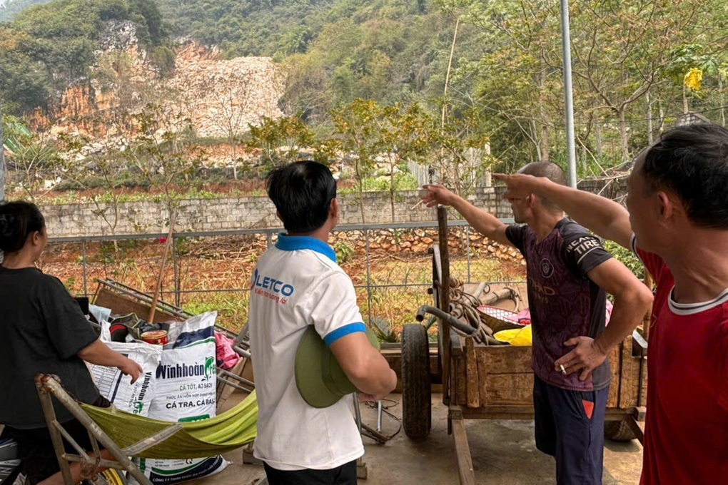 Cả xóm thấp thỏm, sợ hãi vì mỏ đá nổ mìn - 3 Cả xóm thấp thỏm, sợ hãi vì mỏ đá nổ mìn - 3