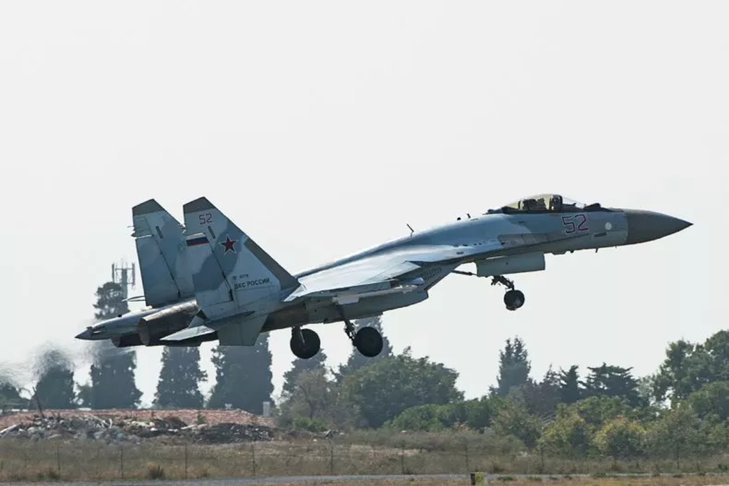 Ukraine lên tiếng vụ loạt máy bay Nga rơi gần biên giới - 1 Ukraine lên tiếng vụ loạt máy bay Nga rơi gần biên giới - 1