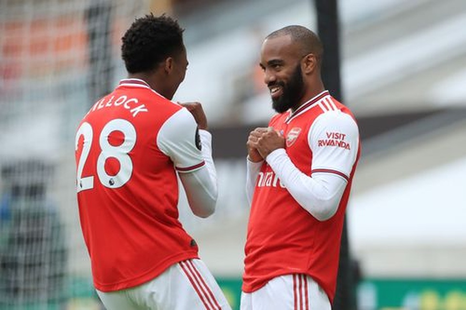 Wolves 0-2 Arsenal: Saka, Lacazette lập công cho đội khách - 4 Wolves 0-2 Arsenal: Saka, Lacazette lập công cho đội khách - 4