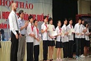 ACP - Chương trình liên kết giáo dục giữa Solomon School, Bang Washington, Hoa Kỳ và trường trung học cơ sở Đoàn Thị Điểm, Hà Nội, Việt Nam
