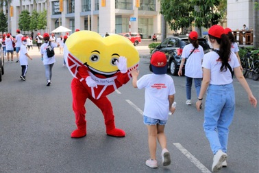 VUS tổ chức chuỗi hoạt động chạy bộ gây quỹ vì cộng đồng