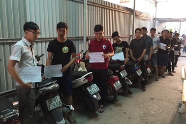 Ngăn chặn hơn 30 thanh niên tụ tập đua xe