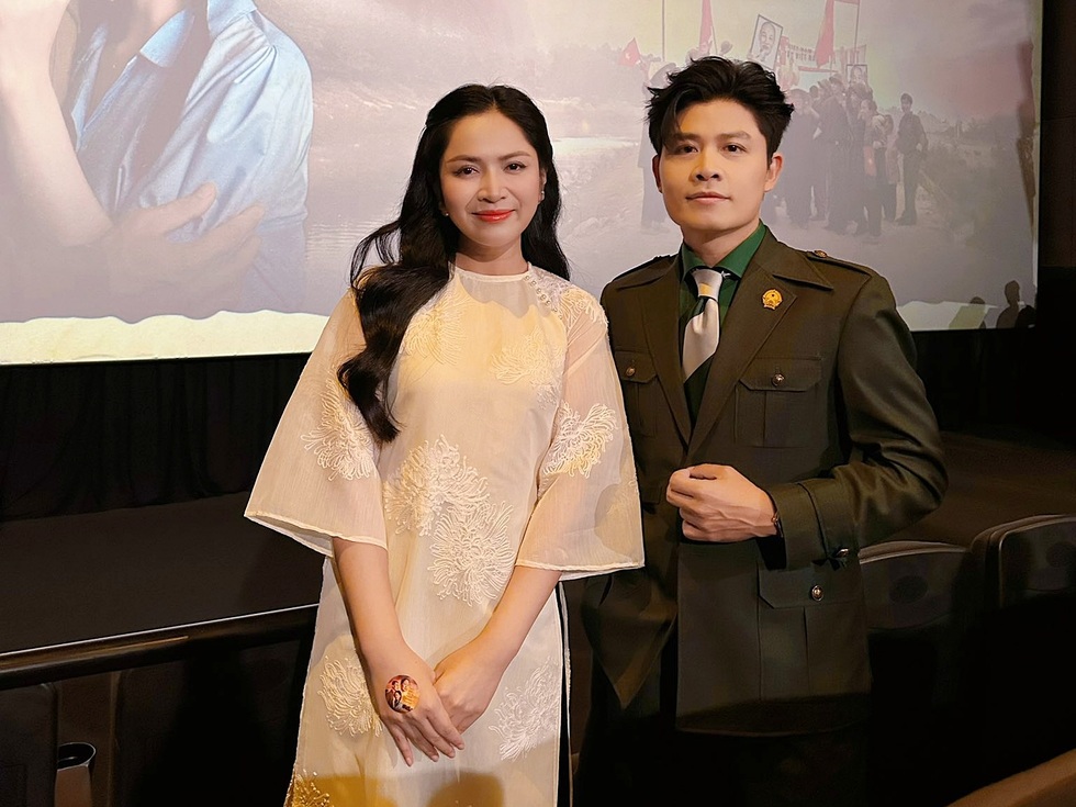 Duyên Quỳnh sau hit 7 tỷ view: Tôi và Nguyễn Văn Chung không như tin đồn - 4 Duyên Quỳnh sau hit 7 tỷ view: Tôi và Nguyễn Văn Chung không như tin đồn - 4