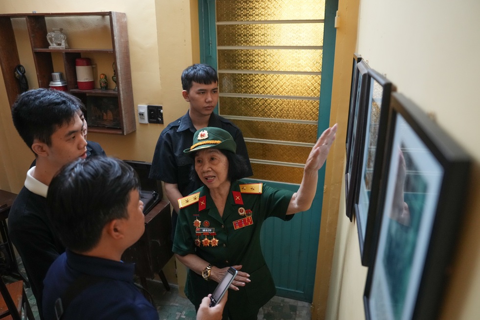 Chiến tranh làm tôi xa chồng, chiến tranh cũng đưa tôi gặp lại mẹ chồng - 9