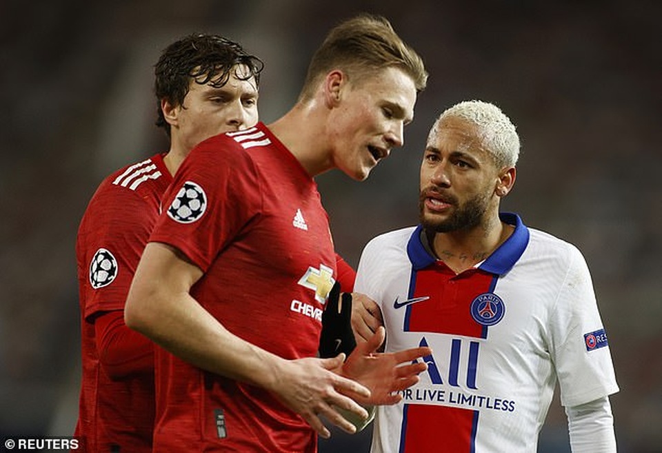 Hành động cực xấu của ngôi sao Man Utd khiến Neymar nổi điên - 1 Hành động cực xấu của ngôi sao Man Utd khiến Neymar nổi điên - 1