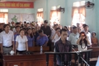 Giết bà ngoại cướp của, nhận án chung thân