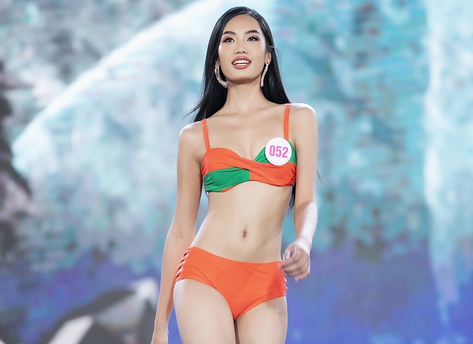 Soi nhan sắc Top 5 Người đẹp thời trang - 3 Soi nhan sắc Top 5 Người đẹp thời trang - 3