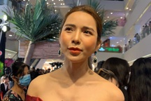 Nhan sắc khác lạ, bà xã Ưng Hoàng Phúc phủ nhận việc dao kéo