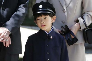 Tiểu Hoàng tử Nhật Bản làm “thường dân” 