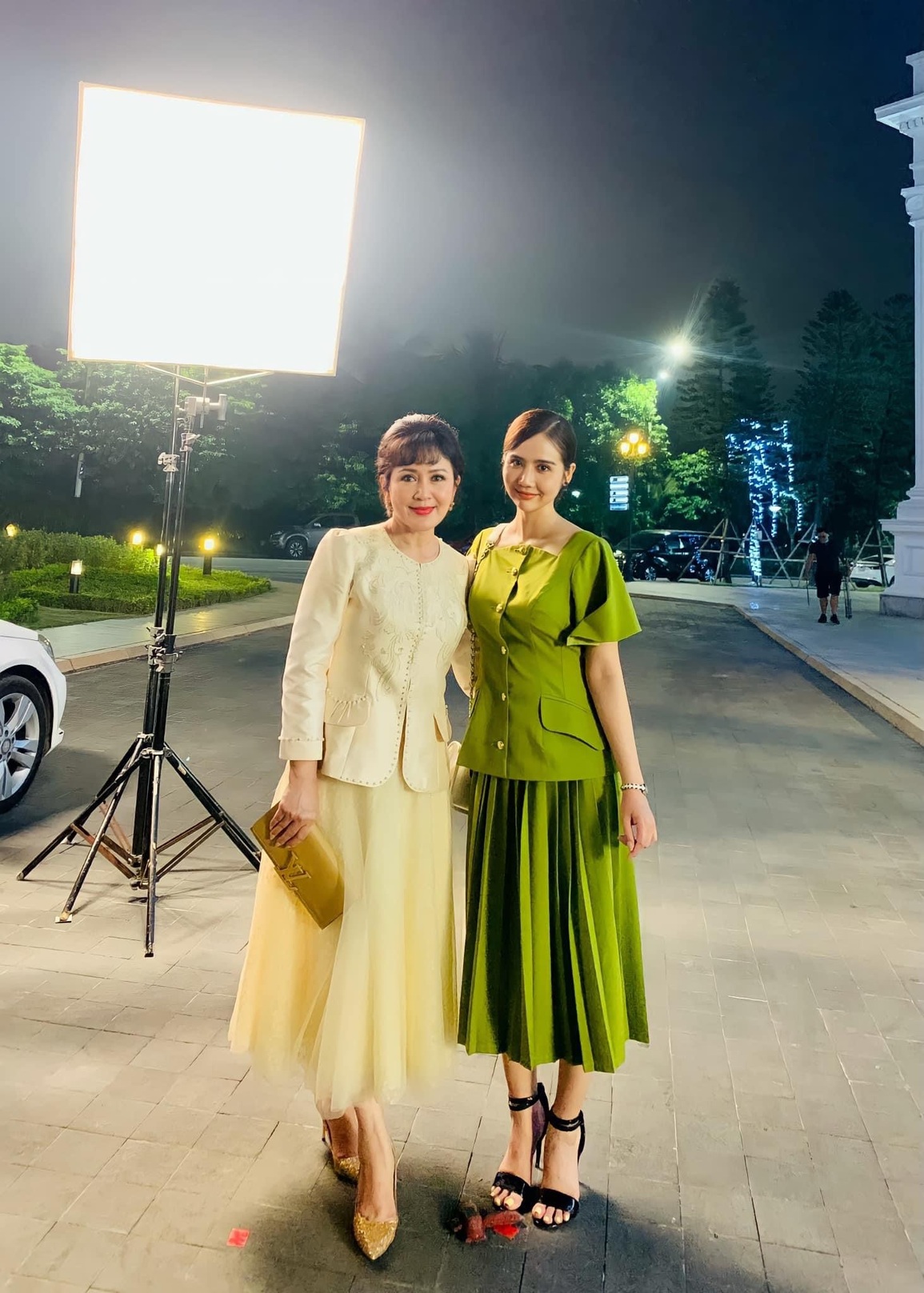 Bí mật sau gu thời trang sang chảnh của Vân Trang Thương ngày nắng về - 8 Bí mật sau gu thời trang sang chảnh của Vân Trang Thương ngày nắng về - 8