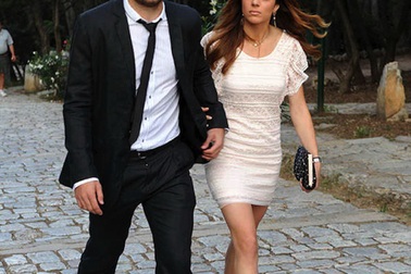 Dàn mỹ nhân bốc lửa cổ vũ cho Arsenal ở trận chung kết Europa League