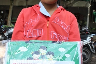 82 suất học bổng đến với học sinh nghèo, học giỏi