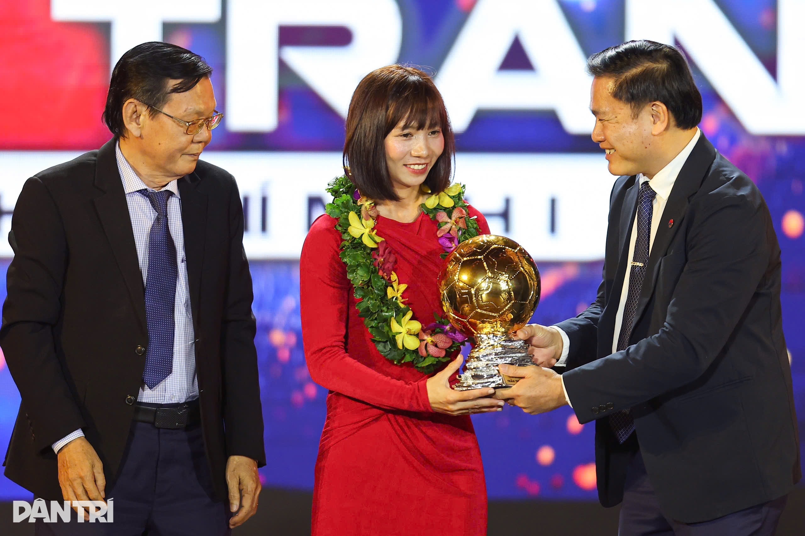 Tiền vệ Thùy Trang trải lòng khi futsal nữ Việt Nam vỡ mộng World Cup - 3 Tiền vệ Thùy Trang trải lòng khi futsal nữ Việt Nam vỡ mộng World Cup - 3
