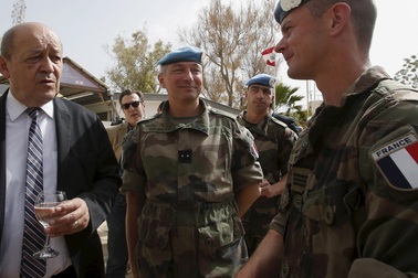 Pháp đề nghị Nga tăng cường hợp tác tiêu diệt IS