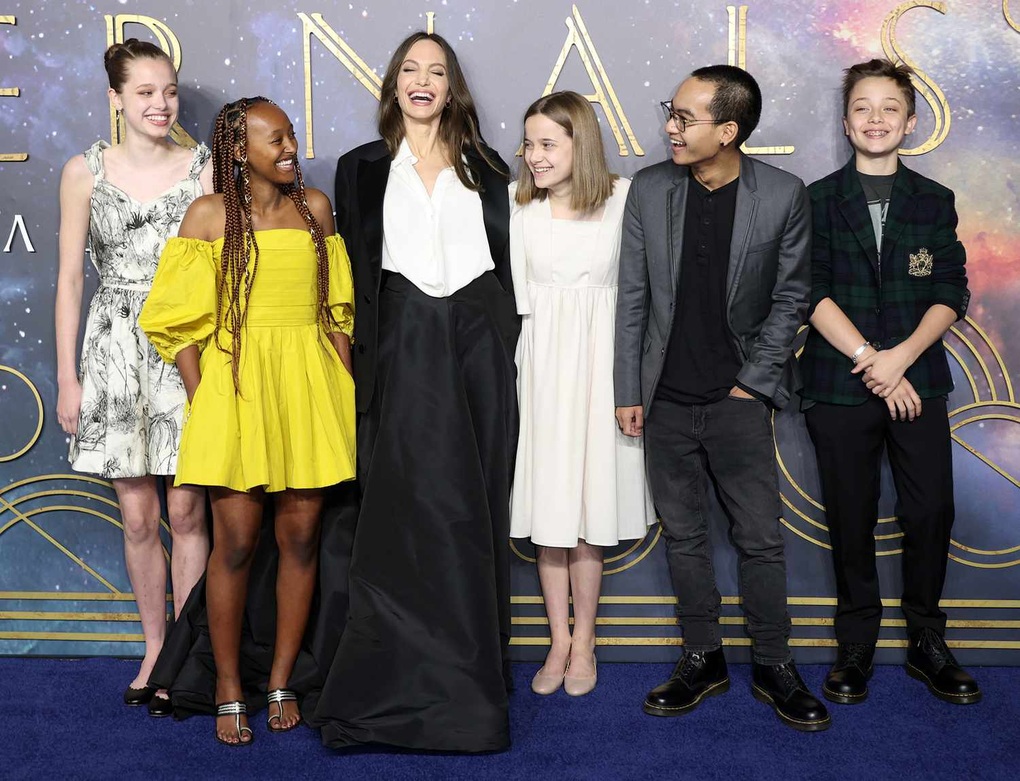 8 năm ròng kiện tụng, Brad và Angelina chưa hoàn tất thủ tục ly hôn - 2 8 năm ròng kiện tụng, Brad và Angelina chưa hoàn tất thủ tục ly hôn - 2