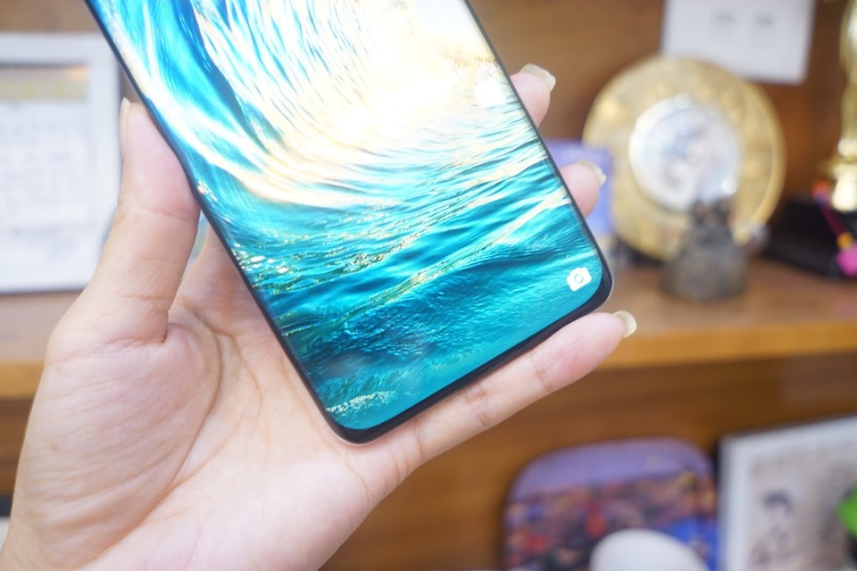 Cận cảnh Huawei P40 Pro tại Việt Nam - 6 Cận cảnh Huawei P40 Pro tại Việt Nam - 6