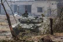 Giao tranh khốc liệt từng ngày, Đông Ukraine đối mặt trận chiến quyết định