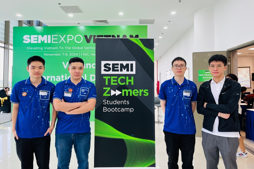 Sinh viên FPT Jetking giành suất tham dự Bootcamp về bán dẫn tại Singapore - 1 Sinh viên FPT Jetking giành suất tham dự Bootcamp về bán dẫn tại Singapore - 1