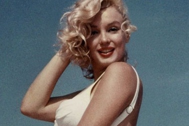 Những khoảnh khắc gây sốt của "biểu tượng sex" Marilyn Monroe 