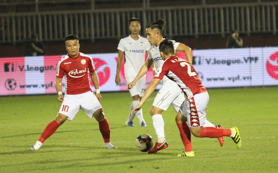 Công Phượng không ra sân, CLB TPHCM vẫn đánh bại HA Gia Lai - 1 Công Phượng không ra sân, CLB TPHCM vẫn đánh bại HA Gia Lai - 1