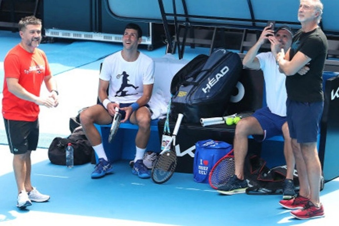 Australia trì hoãn quyết định visa của Novak Djokovic - 1 Australia trì hoãn quyết định visa của Novak Djokovic - 1