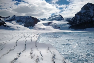 Tốc độ ấm lên toàn cầu có thể làm thềm băng thứ ba của Nam Cực sụp đổ