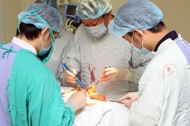 Hà Nội xét tuyển đặc cách bác sỹ nội trú và thủ khoa xuất sắc