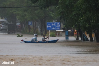 Mưa lớn ở Trung Bộ kéo dài đến khi nào?
