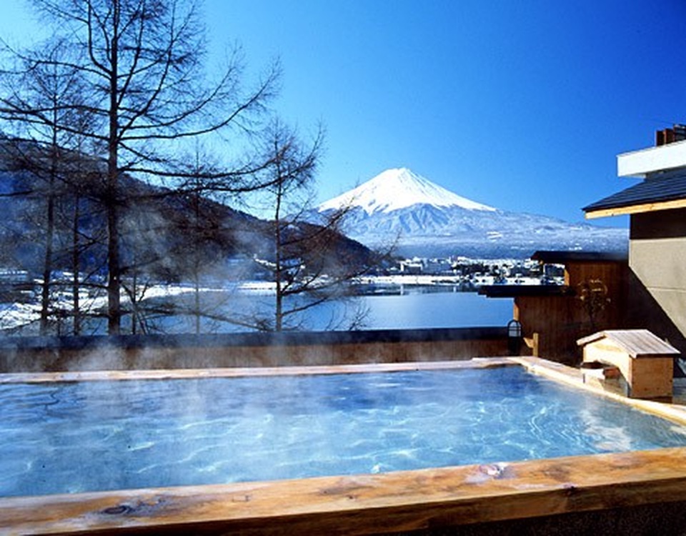 Tắm khoáng nóng ngắm núi Phú Sĩ tại làng onsen nổi tiếng nhất Nhật Bản - 3 Tắm khoáng nóng ngắm núi Phú Sĩ tại làng onsen nổi tiếng nhất Nhật Bản - 3