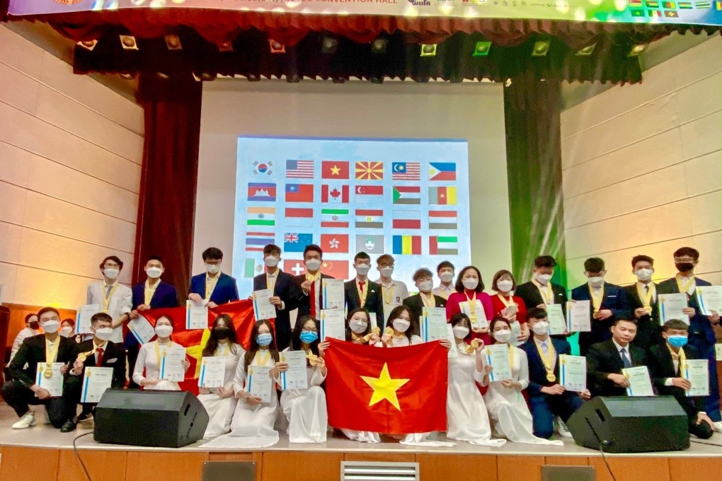 Học sinh Hòa Bình đoạt 3 HCV Olympic Phát minh và sáng chế thế giới - 1 Học sinh Hòa Bình đoạt 3 HCV Olympic Phát minh và sáng chế thế giới - 1