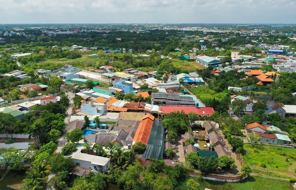 Vụ cưỡng chế Tràm Chim Resort: Chưa tự tháo dỡ vì... lý do chưa thuyết phục - 2 Vụ cưỡng chế Tràm Chim Resort: Chưa tự tháo dỡ vì... lý do chưa thuyết phục - 2