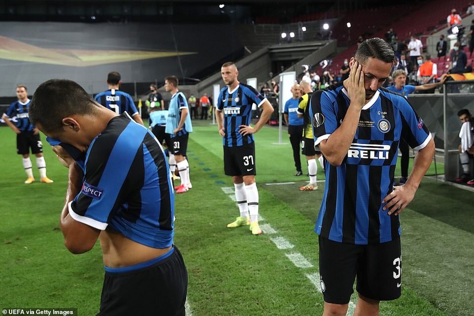 Lukaku đốt lưới nhà, Inter ngậm ngùi nhìn Sevilla vô địch Europa League - 5 Lukaku đốt lưới nhà, Inter ngậm ngùi nhìn Sevilla vô địch Europa League - 5