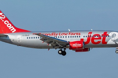 Hành khách bị cấm bay suốt đời vì mang theo búp bê tình dục “quậy” tung máy bay