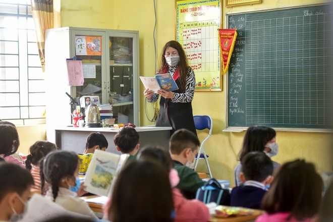 Xem lại hình ảnh khẩu trang theo học sinh vào lớp trước khi có thông báo nghỉ tránh dịch - 10 Xem lại hình ảnh khẩu trang theo học sinh vào lớp trước khi có thông báo nghỉ tránh dịch - 10
