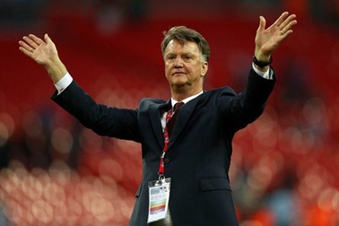 Van Gaal “phát điên” vì bị sa thải