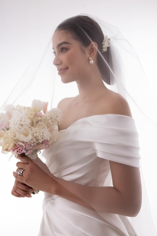 Cuộc sống xa hoa của Hoa hậu Phạm Hương tại Mỹ sau 10 năm đăng quang - 15