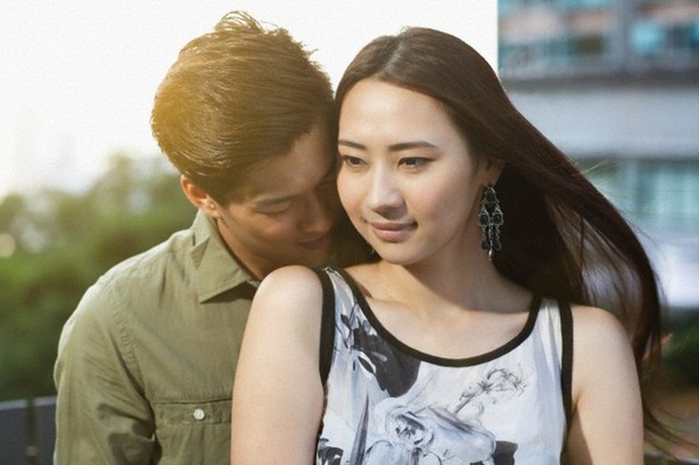 Lén đọc tin nhắn trong điện thoại chồng, tôi đau đớn phát hiện một bí mật - 1 Lén đọc tin nhắn trong điện thoại chồng, tôi đau đớn phát hiện một bí mật - 1