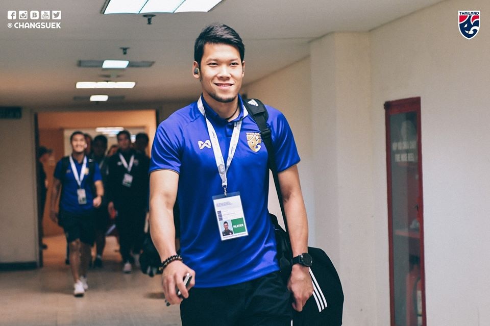 Việt Nam 0-0 Thái Lan: Hai quyết định gây tranh cãi của trọng tài - 11 Việt Nam 0-0 Thái Lan: Hai quyết định gây tranh cãi của trọng tài - 11