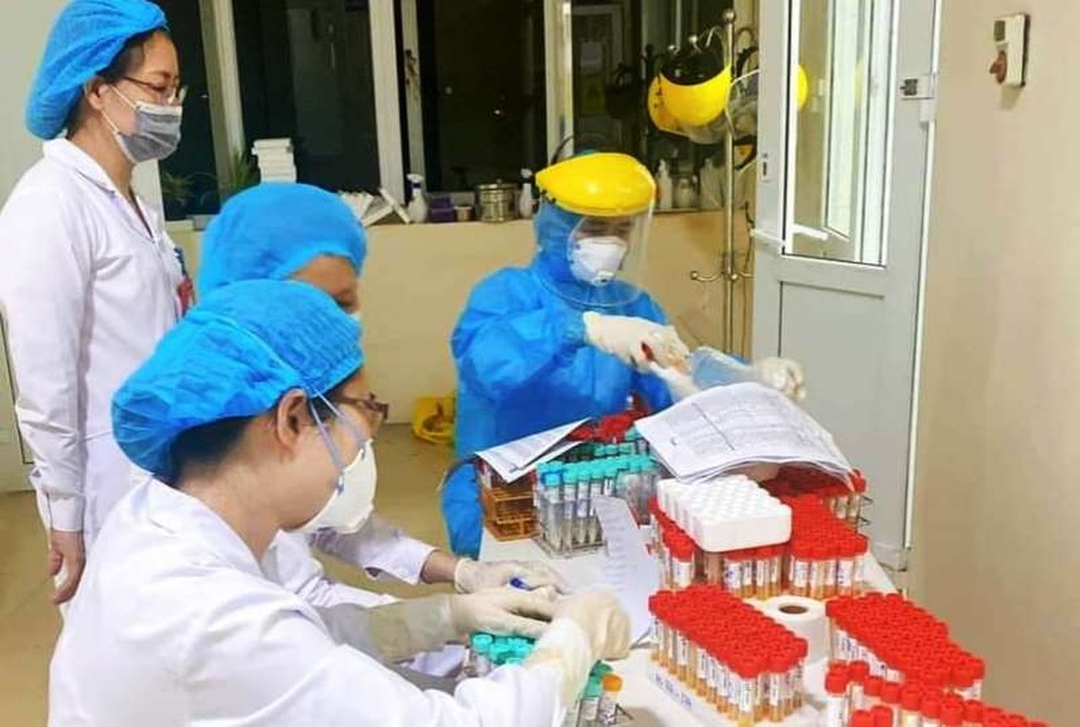 Thái Bình: 4 lái xe, phụ xe chạy tuyến Bắc - Nam dương tính với SARS-CoV-2 - 1 Thái Bình: 4 lái xe, phụ xe chạy tuyến Bắc - Nam dương tính với SARS-CoV-2 - 1