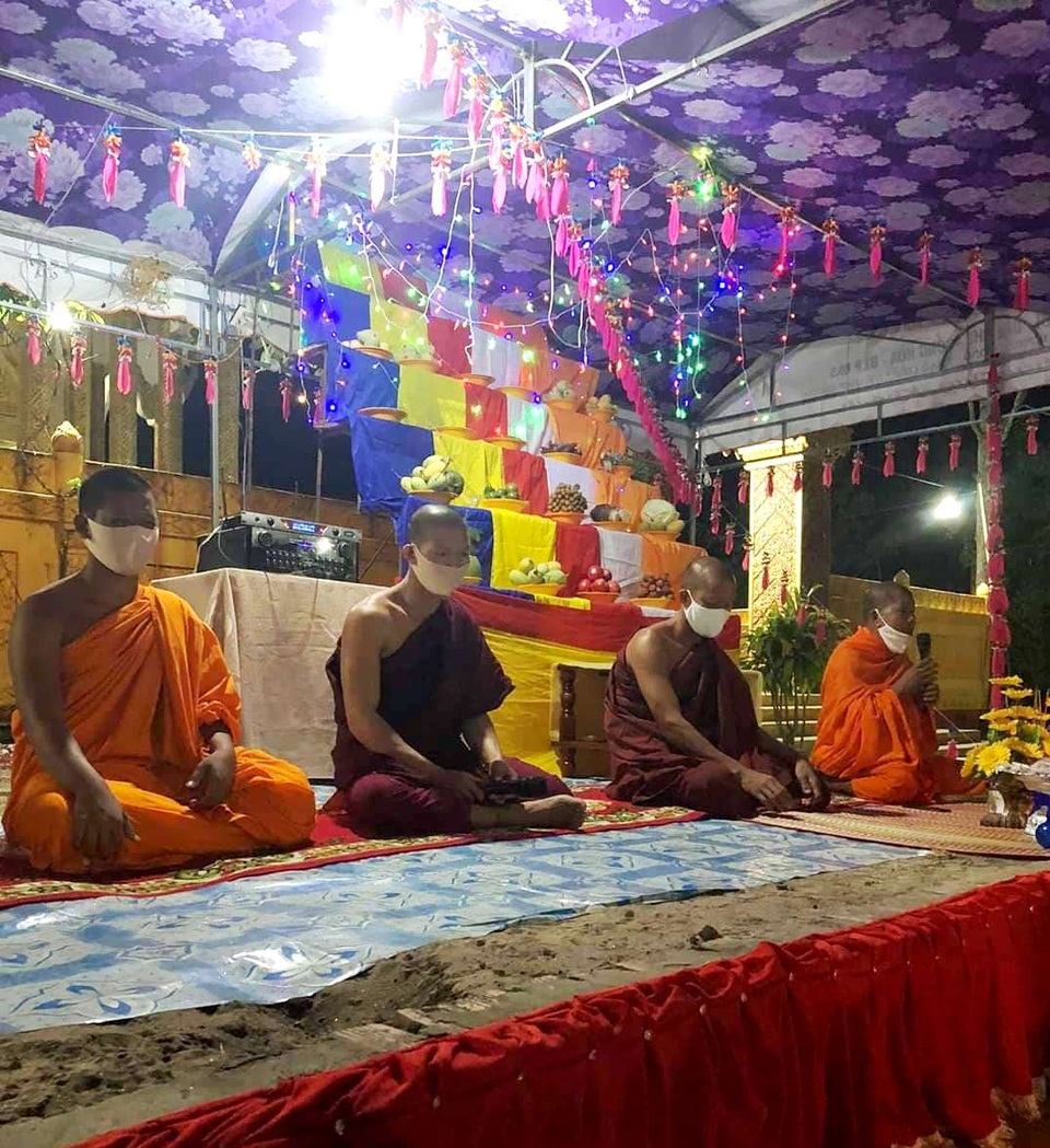 Tết cổ truyền đón năm mới của đồng bào Khmer khác lạ thời dịch Covid-19 - 17 Tết cổ truyền đón năm mới của đồng bào Khmer khác lạ thời dịch Covid-19 - 17