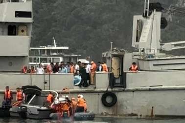 Vớt được thi thể thứ 4 cùng nhiều bộ phận của trực thăng Bell-505