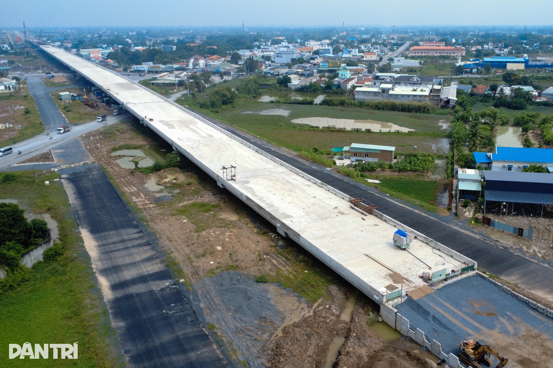 Vành đai 3 qua Tây Ninh tăng tốc thi công, nhiều hạng mục sắp về đích - 1 Vành đai 3 qua Tây Ninh tăng tốc thi công, nhiều hạng mục sắp về đích - 1